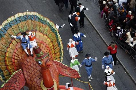 Thanksgiving 2016: Here are some iconic episodes from your favourite TV ...