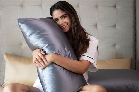Seevo - Satin Pillow Covers | Cushion Covers | Bedsheets and more ...