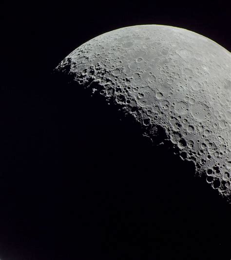 Moon View 的图像结果