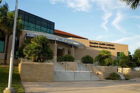 TAMIU Spring 2025 Graduate School Open House to be held Thursday