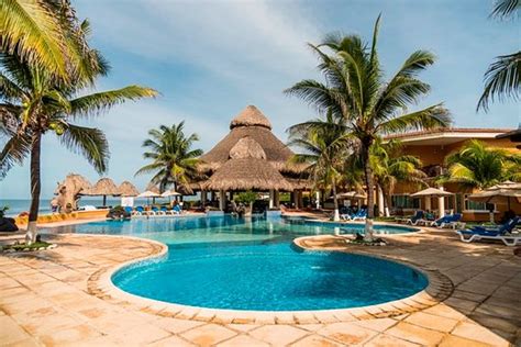 CAYMAN SUITES MONTERRICO (El Gariton) - Hotel Reviews, Photos, Rate ...