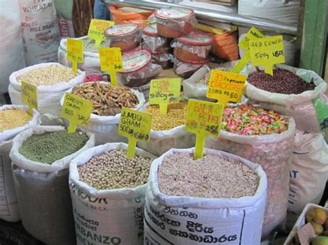 Two Different Local Market 的图像结果