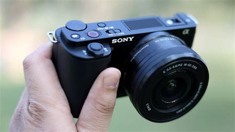 Sony ZVE-10 : Test & Review | Best 4K Budget Camera ? (Hindi)