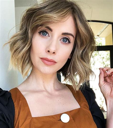 How to Apply Eye Makeup for Your Eye Shape | Who What Wear