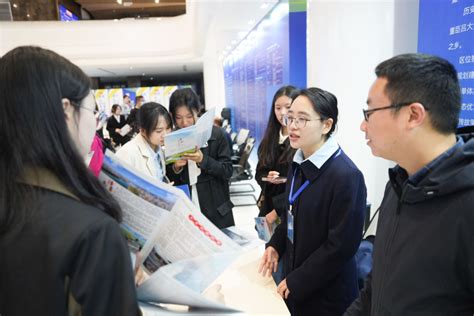 人才工作重点课题推进会在重庆人才发展研究院召开 - 综合新闻 - 重庆大学新闻网