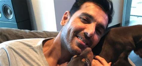 John Abraham Says 'Men Should Not Look Pretty' On Shilpa Shetty's Shape ...