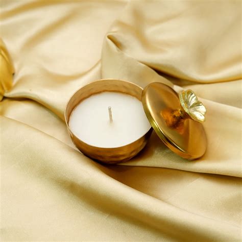 Gold Metal Soy Wax Scented Candle | Luxury Fragrance Candle for Gifting ...