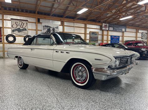 1961 Buick Invicta | South Jersey Classics