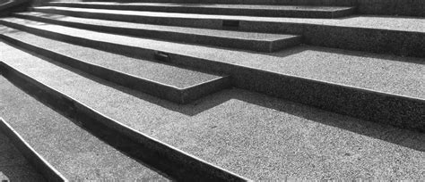 Top 20 𝐆𝐫𝐚𝐧𝐢𝐭𝐞 𝐒𝐭𝐚𝐢𝐫 𝐃𝐞𝐬𝐢𝐠𝐧 With A Combination Of Beauty & Functionality