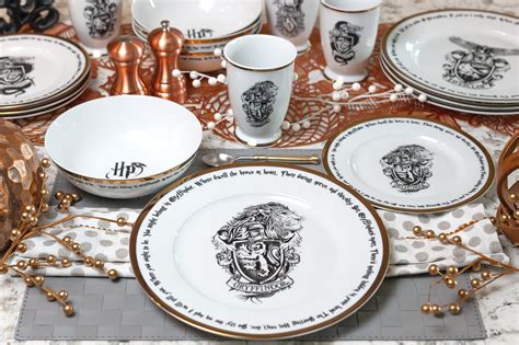 Harry Potter House Logos 16 Piece Ceramic Dinnerware Set | Free Shippi ...