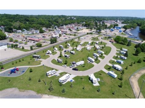 Clinton Iowa Campgrounds: Find Your Perfect Spot