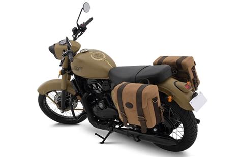 Jawa celebrates 1971 war victory with two new army colours | Autocar ...