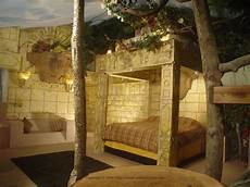 Jungle Themed Home Decor by Aztec Jungle Rooms Accomodation Themes Jungle Themed Home Decor
