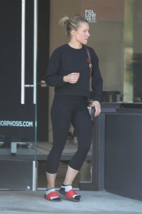 Kristen Bell at Her Pilates Workout Class in LA 10/19/2018 • CelebMafia