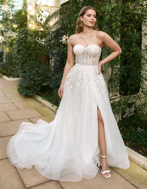 Brixx a sparkling A-line with a split skirt | wed2b