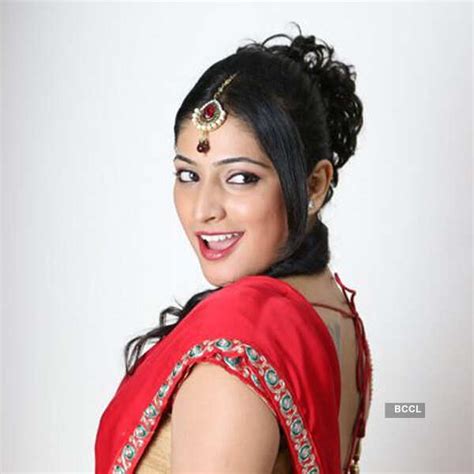 Hari Priya Pics | Hari Priya Photos | Hari Priya Portfolio Pics | Hari ...