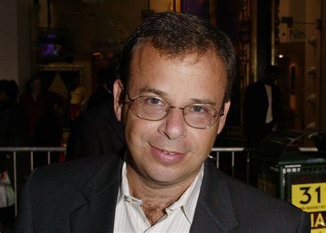 La star di Ghostbuster Rick Moranis picchiato mentre camminava per ...