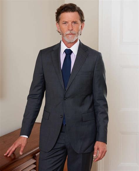 Men's Navy Wool Blend Prince of Wales Check Suit – Savile Row Company