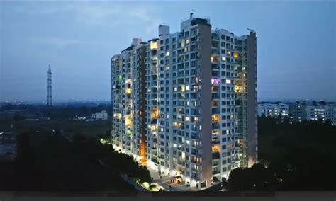 Life by the Lake | Introducing a 2, 3 & 4 BHK Homes Project ...