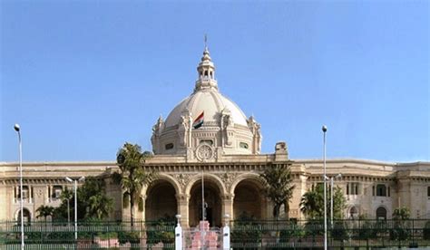 UP Vidhan Sabha turns into court; punishes 6 policemen for use of force ...