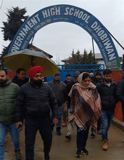 Anoo Malhotra conducts field visit of various Panchayats in district ...