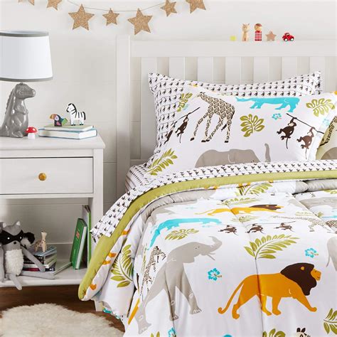 AmazonBasics Easy Care Super Soft Microfiber Kid's Bed-in-a-Bag Bedding ...