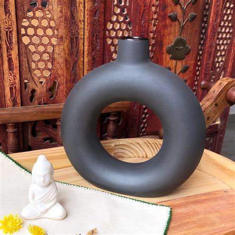 Black Donut Ceramic Vase For Pampas Grass