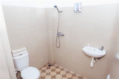 AYO UPN RUNGKUT MADYA (Surabaya, Java) - Hotel Reviews, Photos, Rate ...