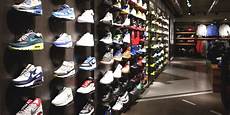 nike porta di roma nike piano binari venezia s lucia nike porta di roma nike piano binari venezia s lucia
