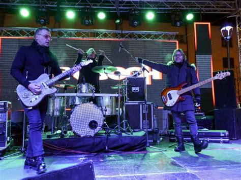 Kragujevčani uz grupu Van Gogh dočekali srpsku Novu godinu FOTO - B92