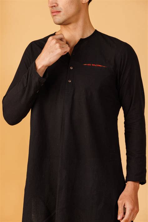 Black Handloom Kurta With Ajrakh Detailing For Men – Tilohri
