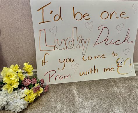 Promposals Are In: Here Are 10 Easy Ways To Ask Someone to Prom – The La Salle Falconer