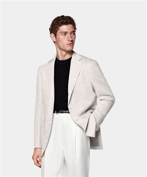 Suit Store Milan | Custom Suits & more | SUITSUPPLY Italy