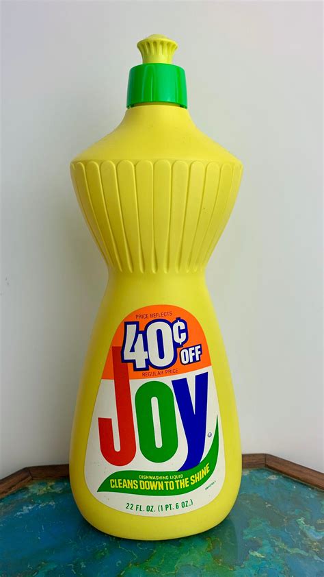 Who Makes Joy Dishwashing Liquid at Louise Mcmakin blog
