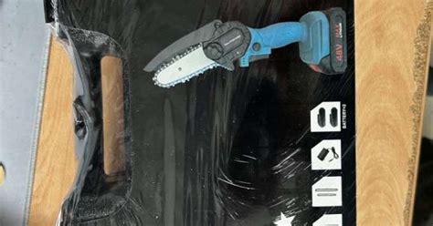 Mini Chainsaw With Cordless 4.6 Inch Mini Chainsaw Electric 2Battery ...