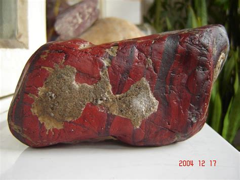 大红石头图片,天然红石头图片,红宝石原石图片_大山谷图库