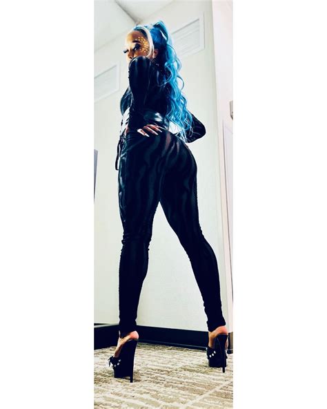 Hot Kiera Hogan Ass Photos - PWPIX.net