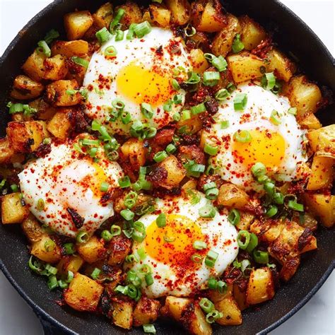 Gluten-Free Breakfast Hash Recipe - Hearty Start with Crispy Bacon