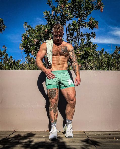 Lev Lieben (@thelevlieben) • Instagram photos and videos