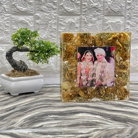 Glossy Crystal Clear Varmala Preservation Resin Block – ClassyArtZ.com