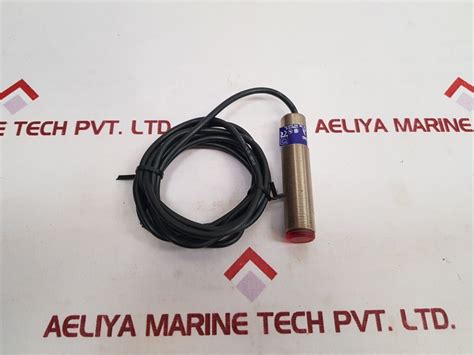 Telemecanique Xu9-m18Np340 Photoelectric Sensor – Aeliya Marine