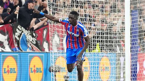 Ismaila Sarr on target as Crystal Palace beat AZ Alkmaar in Conference ...