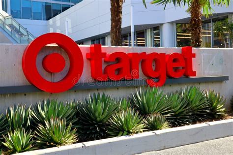 Target Department Store 的图像结果