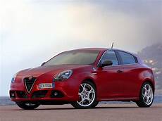 Alfa Romeo Giulietta Quadrifoglio 2013 by Alfa Romeo Giulietta Quadrifoglio Verde 2011 2012 2013 Alfa Romeo Giulietta Quadrifoglio 2013