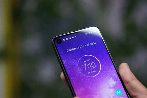 Motorola One Vision Review : Best Motorola phone in a long time
