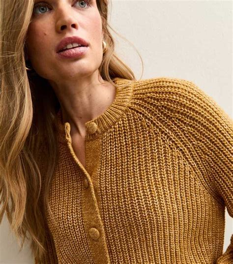 Dark Yellow Ribbed Knit Raglan Sleeve Cardigan | New Look
