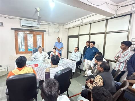 Ambaji Temple Trust Shopkeepers Meeting Plastic-Free Campaign