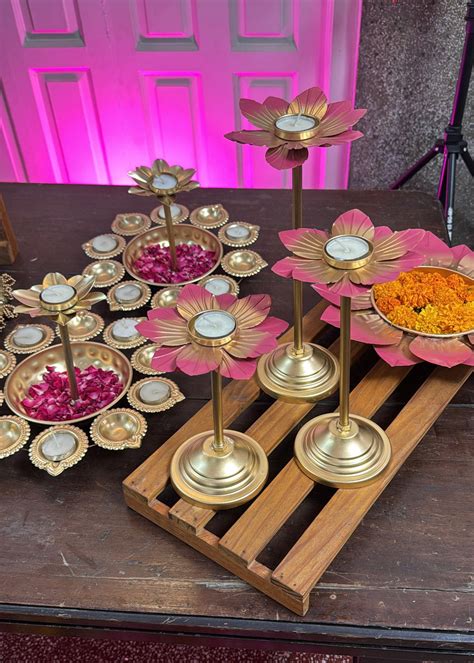 Set of 3 Pink Flower Diya Stand – Regalia Ornaments