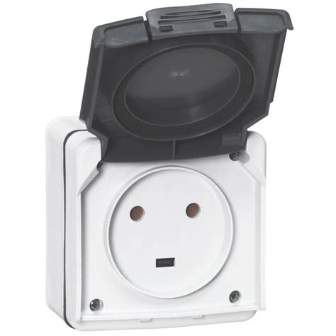 091435 Legrand | Legrand Grey Plug Socket, 2 Poles, 20A, NF Socket ...