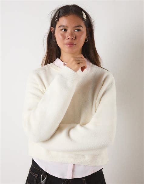 Cropped faux fur jumper - Women | Bershka